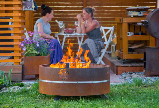 Firepit Finesse: How to Choose the Perfect One for Your Outdoor Space