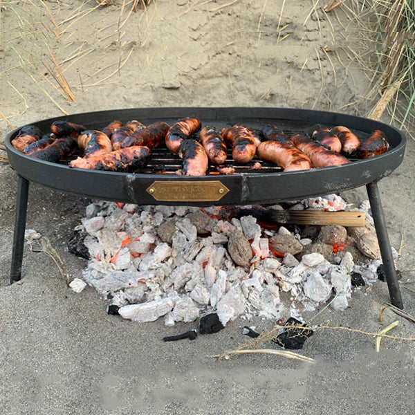 Firepits Uk - Beach BBQ - Timeout Gardens