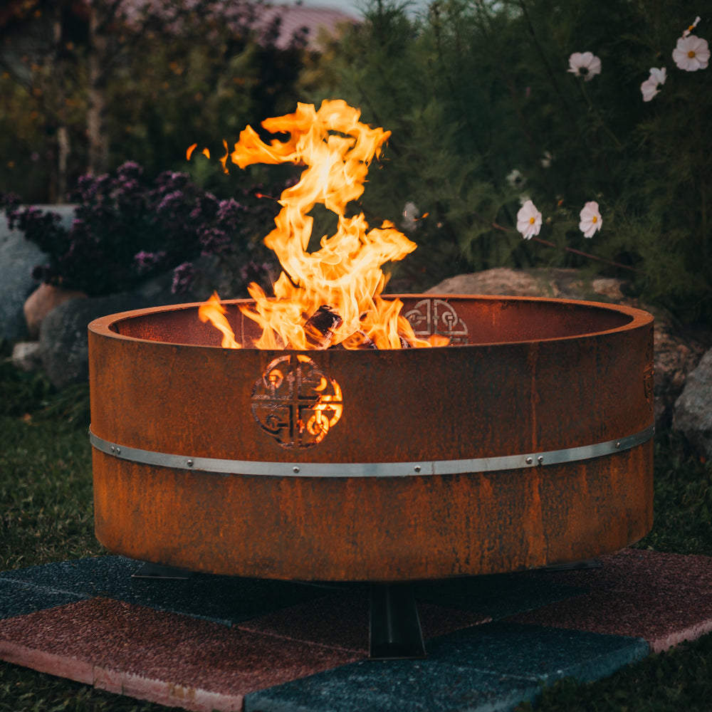 Grill Symbol - Corten Steel Fire Pit Lucas, ø 95 cm - Timeout Gardens