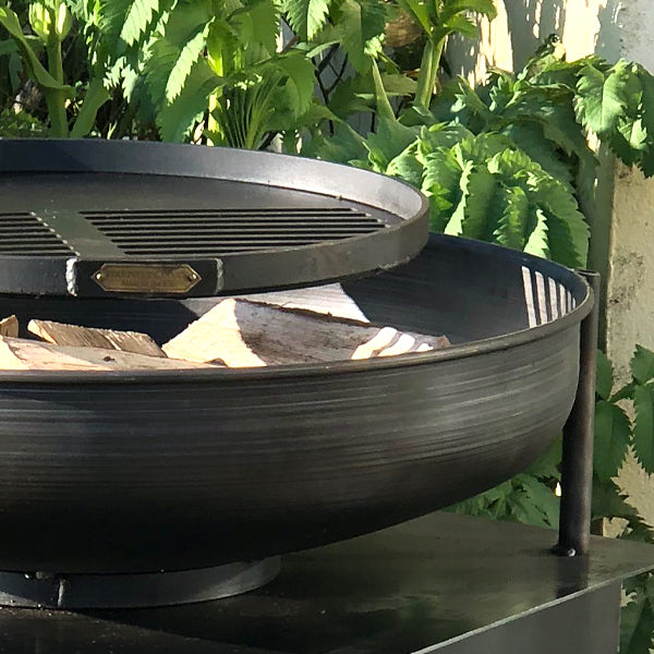 Firepits Uk - Modular Kitchen Fire Bowl with Log Store - Timeout Gardens