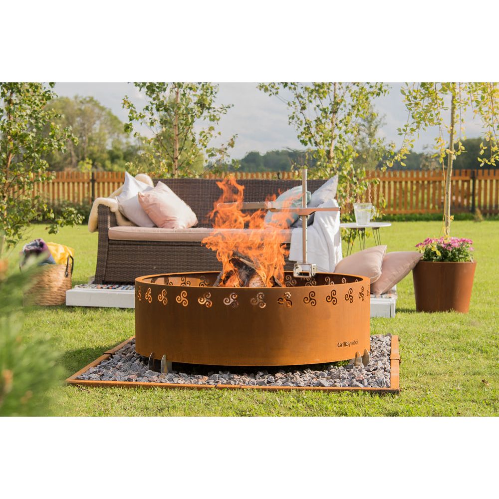 Grill Symbol - Corten Steel Fire Pit Legend, ø 116 cm - Timeout Gardens